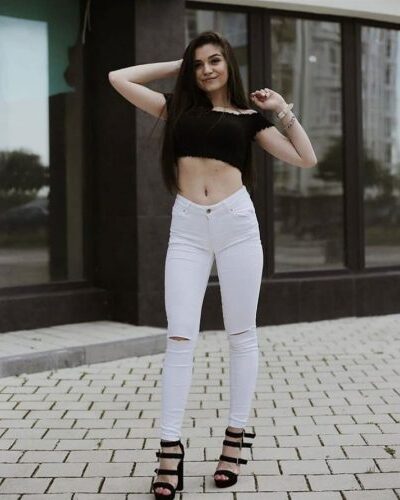 Samsun Kendi Yeri Olan 27 Yaşındaki Esmer Selin